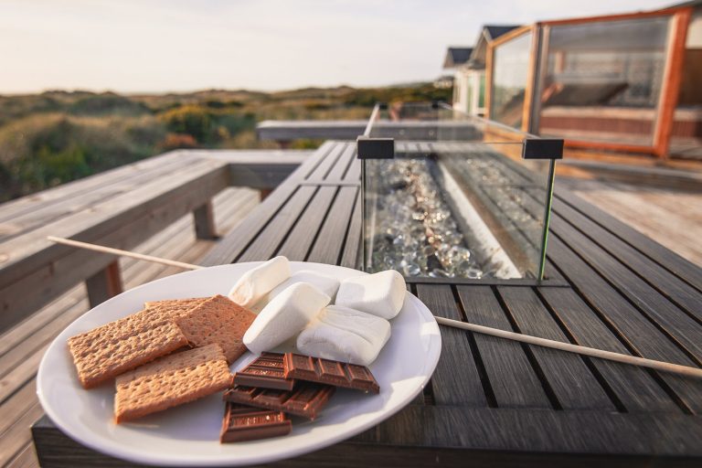 Sweet Homes Deck with Smores Photo, Yachats, OR